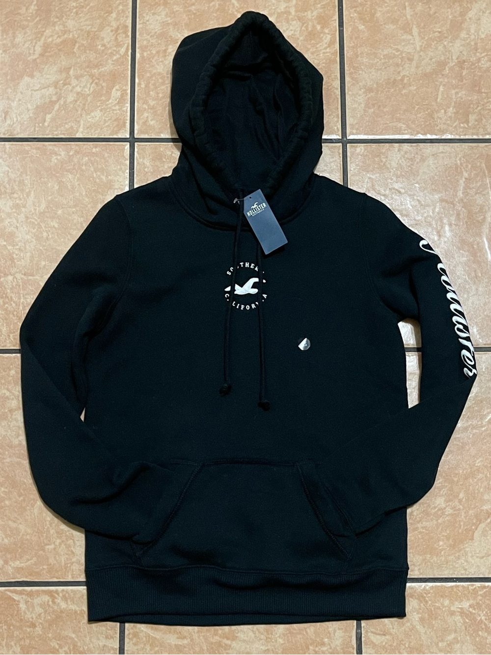Send offer to me Hollister Black Pullover Hoodie